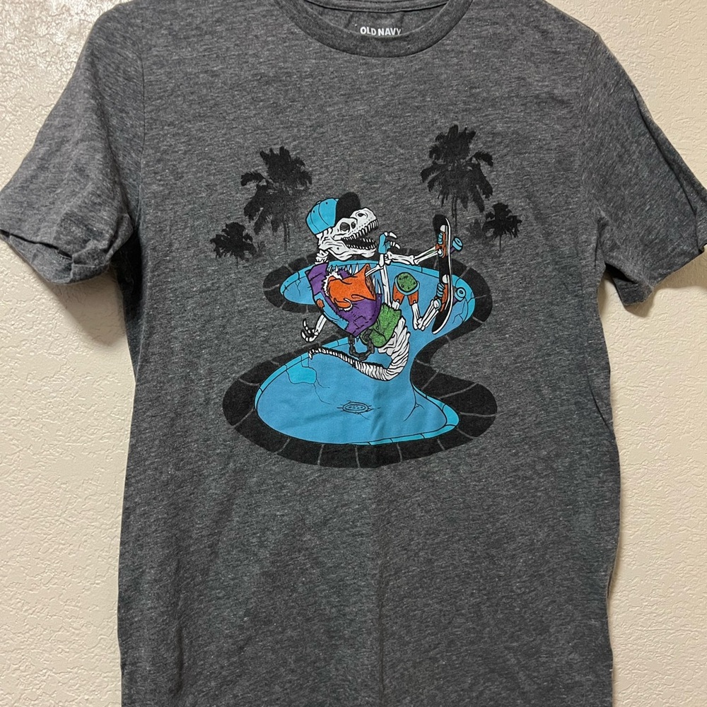 Old Navy Charcoal T-Shirt with Vibrant Skeleton Graphic